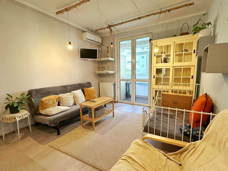 Inchiriez apartament doua camere in Titan