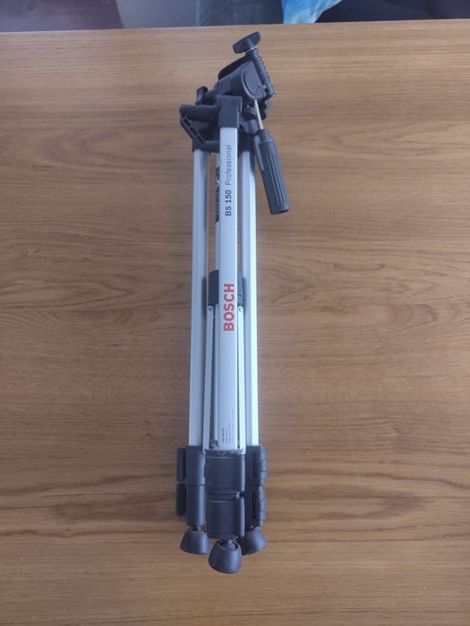 Статив за фотоапарат/ лазер и за всякаква измерителна техника