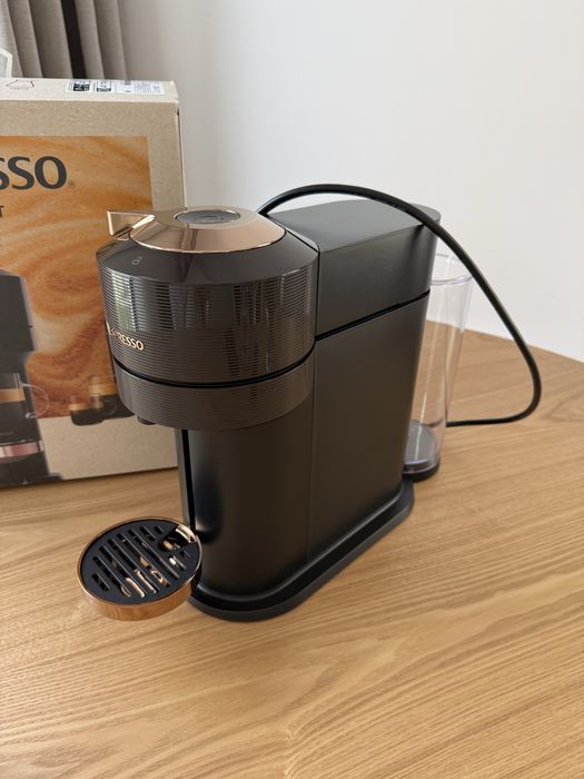 Aparat de cafea Nespresso