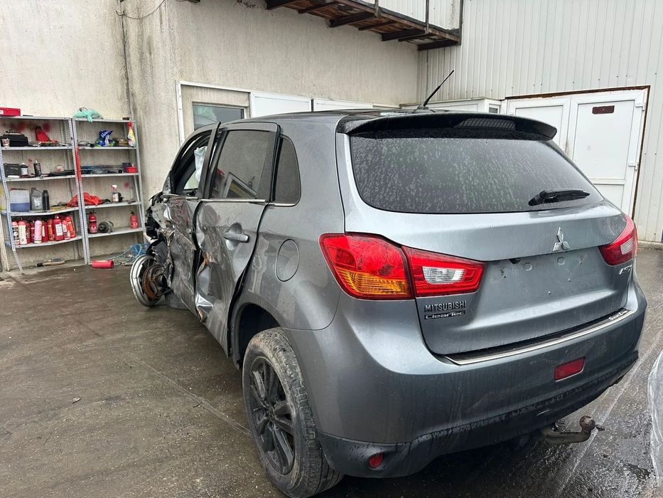 Dezmembrari Mitsubishi ASX 1.8D / 2014