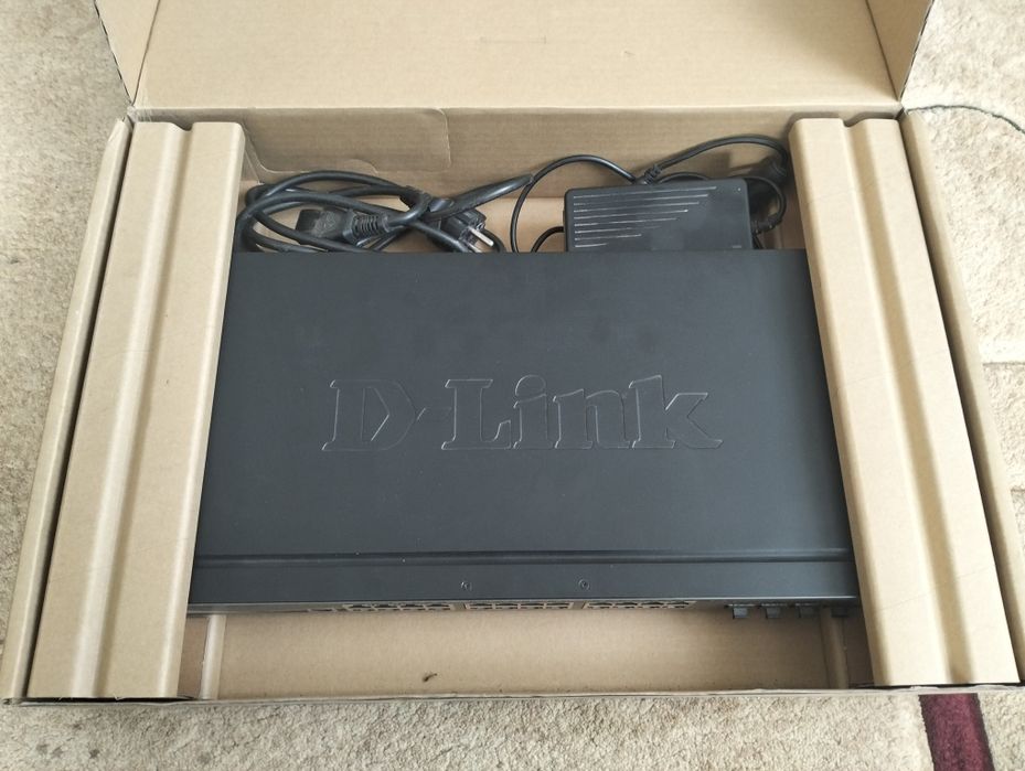 Продам коммутатор D-link DGS-1510-28