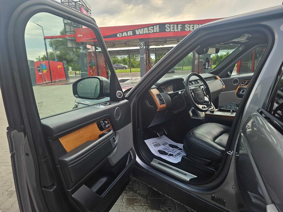 Range Rover Vogue 2019 3.0L Benzina