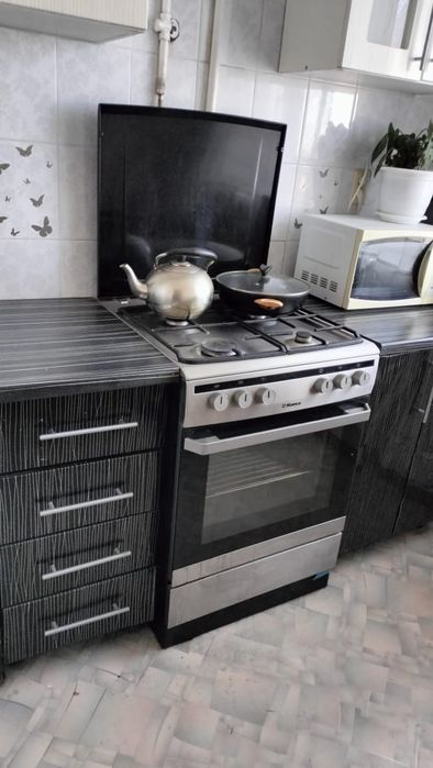 Сдам 2 ком квартиру на 4 этаже