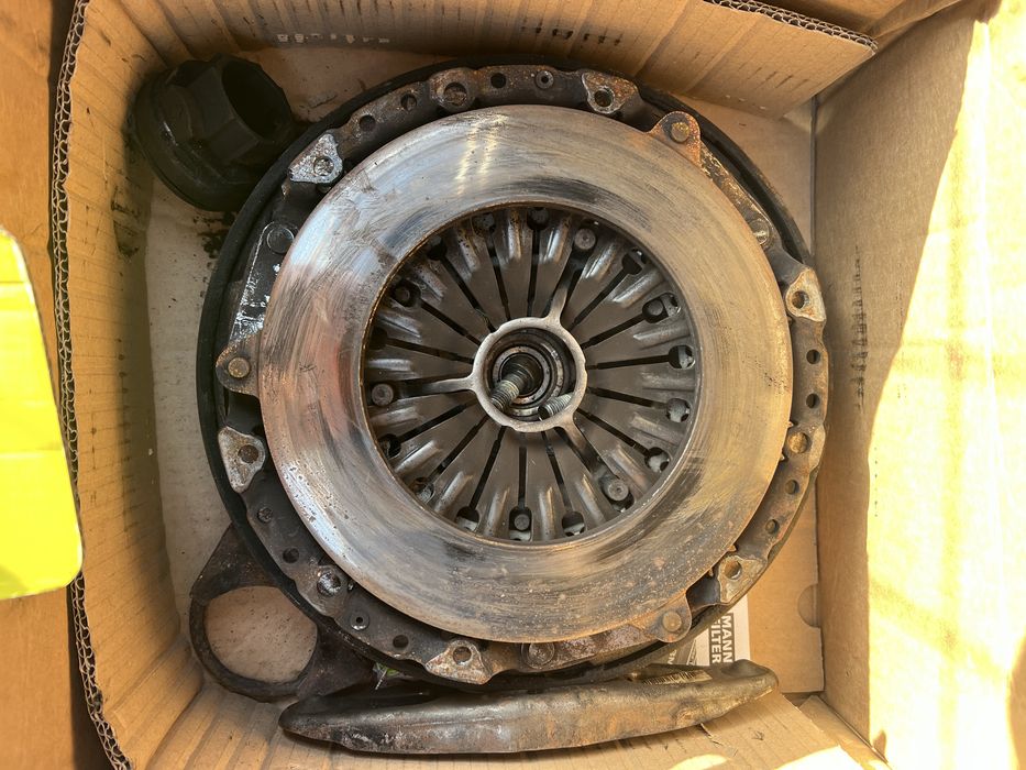 Volanta bmw e90 fl n47 184cp dubla masa