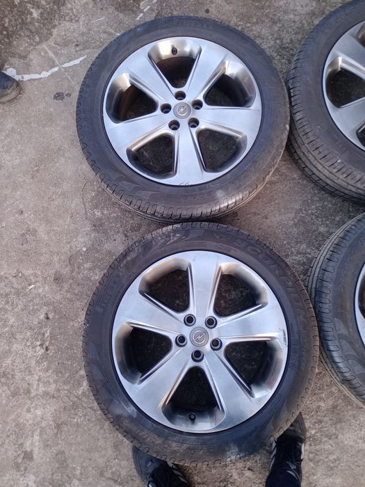 18ки  гуми Pirelli 215/55/18