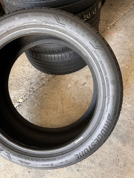 2 anvelope vara 275/40/20 , Bridgestone , RunFlat , DOT 2020 !