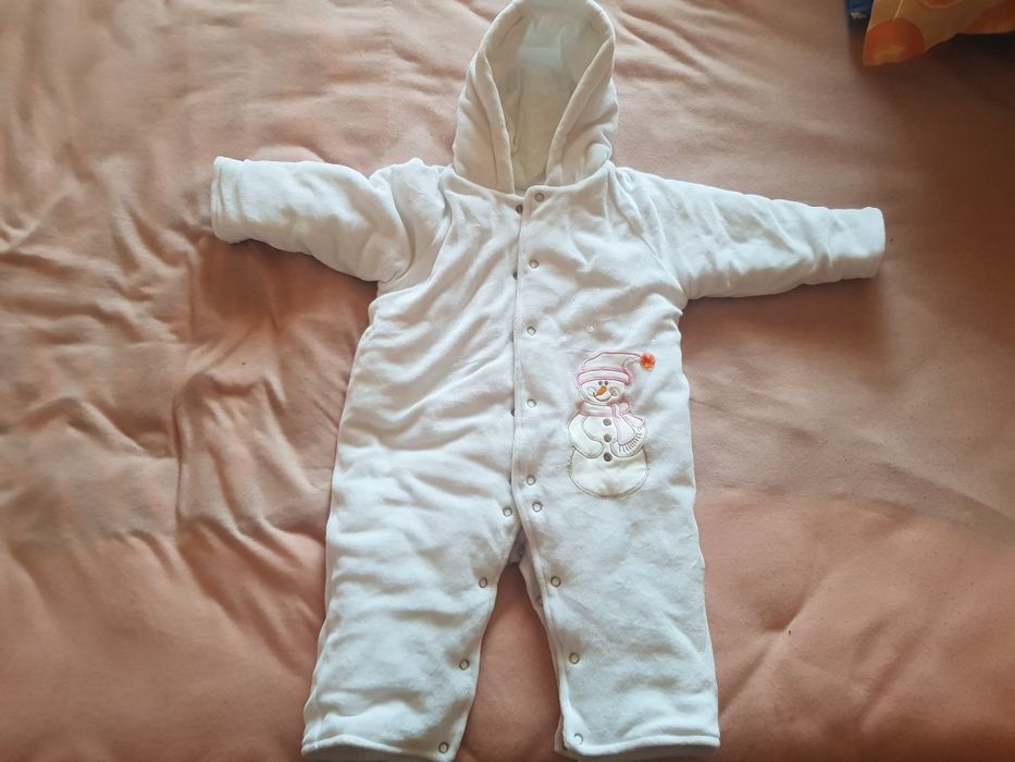 Космонавт със снежен човек, космонавт Joral