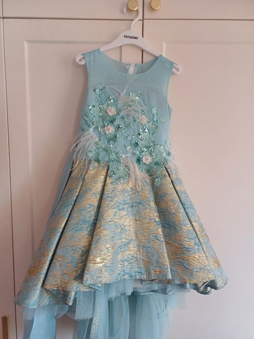 Платье на девочку