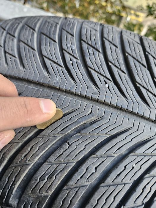 Anvelope iarna MICHELIN PILOT ALPIN 5 235/55 R17