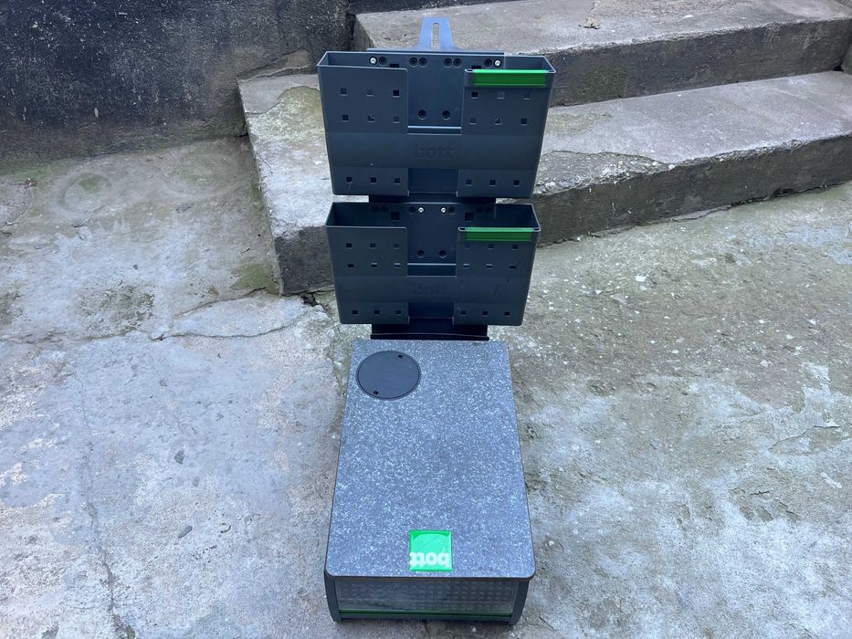 ОБОРУДВАНЕ етажерка за документи/жабка за бус/бусове Vw/Ford/Renault!!