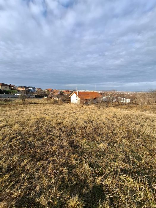 Teren Piersicilor Oradea, cu toate utilitățile