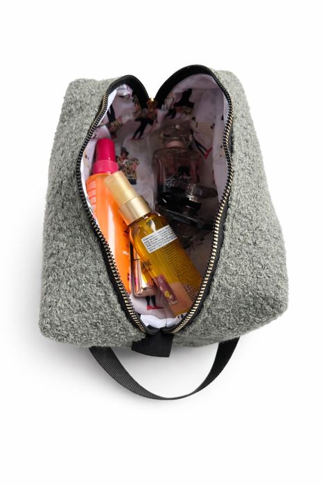 Ръчно изработен несесер от букле | козметичен несесер | подарък