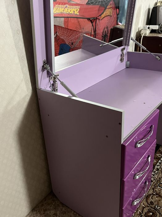 стол косметический