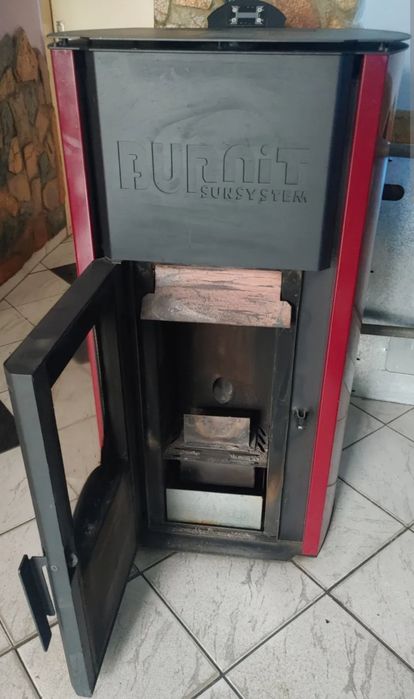 Печка на пелети с водна риза 24kw