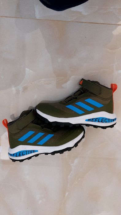 Маратонки Adidas 37 1/3