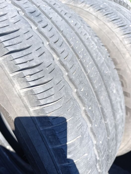 Продам шины 285/60 R18