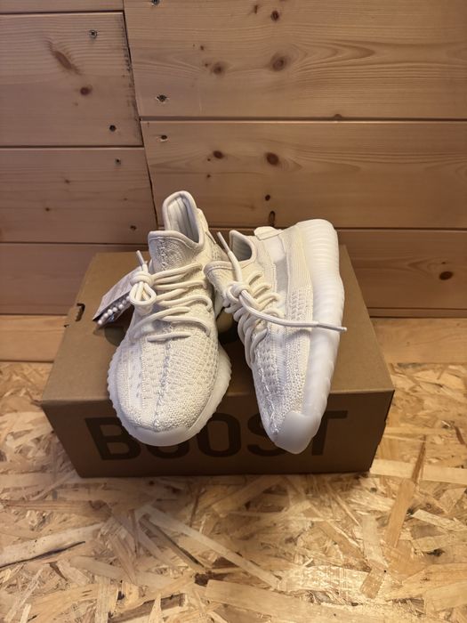 Yeezy Bone 38,40
