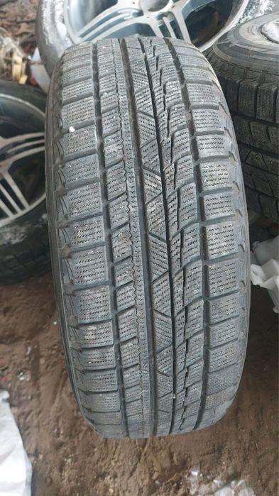 Титан резина R17 мерседес