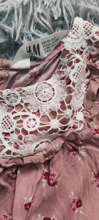 Cămașă, rochie, geaca Zara, Next, H&M