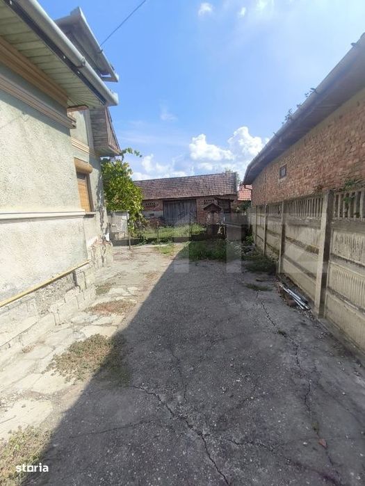 Casa de vanzare  in Razboieni Cetate