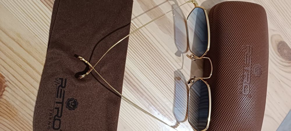 Продаю очки солнечный, оригинал бренд