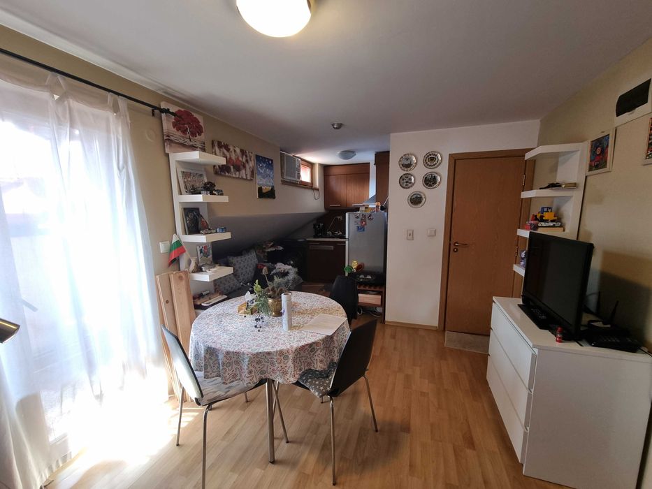 Мезонет на две нива за продажба в Банско - Пирин Ривър.