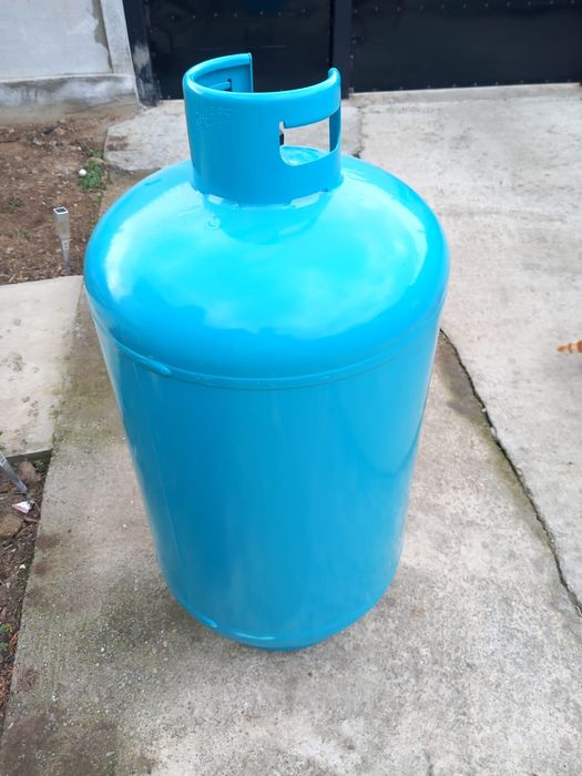 Vand buteli GPL de 150 l la super pret