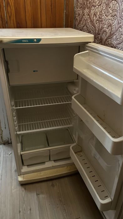 Холодильник рабочий