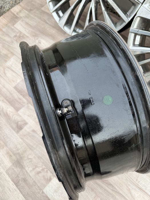 Диски на Lexus RX350 R20