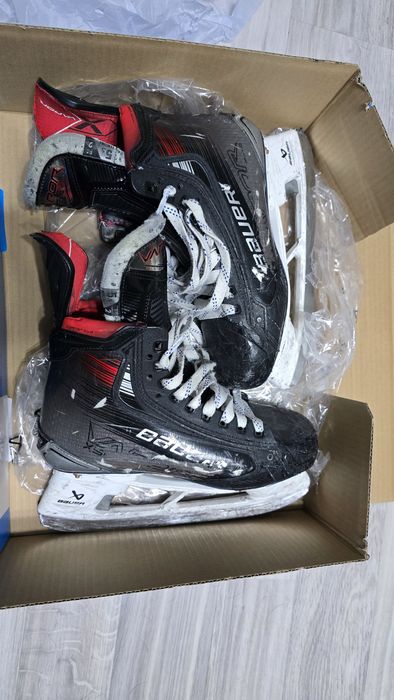Продам коньки Bauer 5x Pro