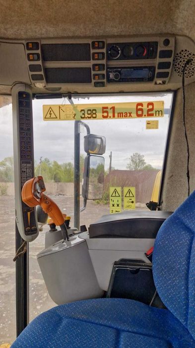 Комбайн New Holland CSX7050