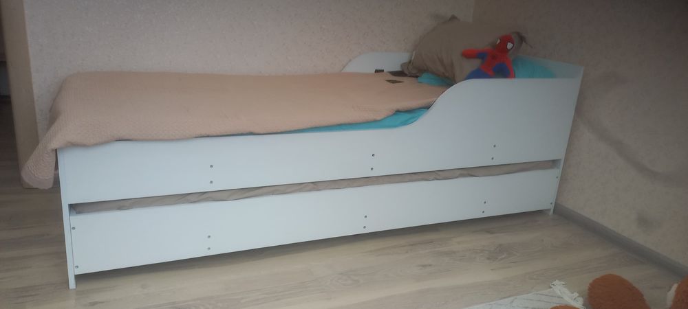 Кровать односпальная