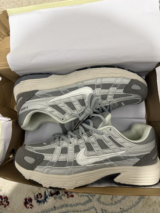 Новые Nike p-6000 новые 42 размер маломерка