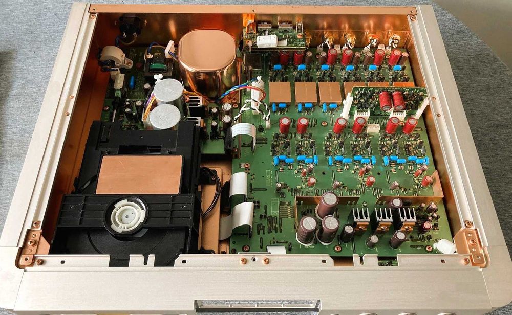 Marantz SA-17S1 SACD/CD Плейър – Пълен Комплект + Резервен Лазер