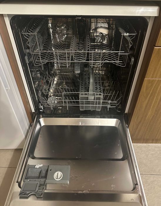 Съдомиялна Electrolux