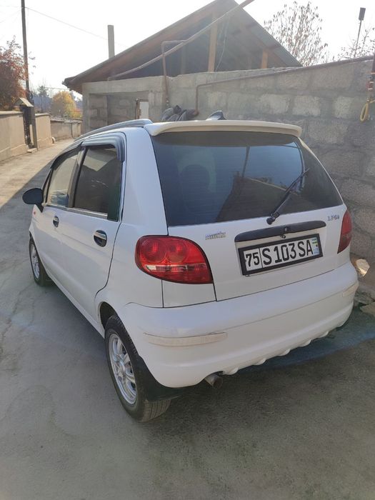 matiz ravon 2011 sotiladi