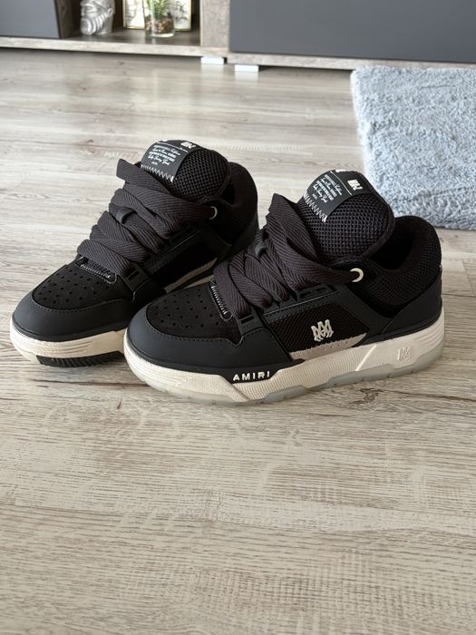 Amiri ma 1 noi
