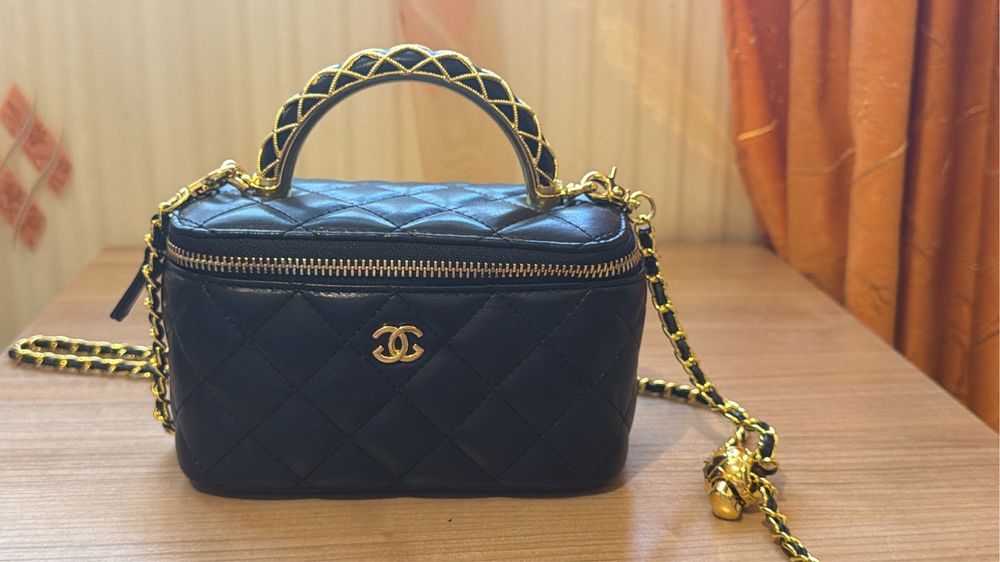 Gentuta superba model designer