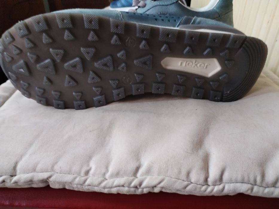 Adidas nr. 44 Rieker 44,5