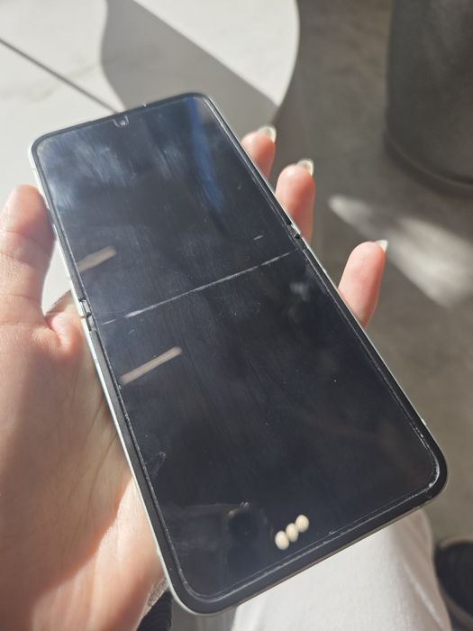 продам samsung z flip 6