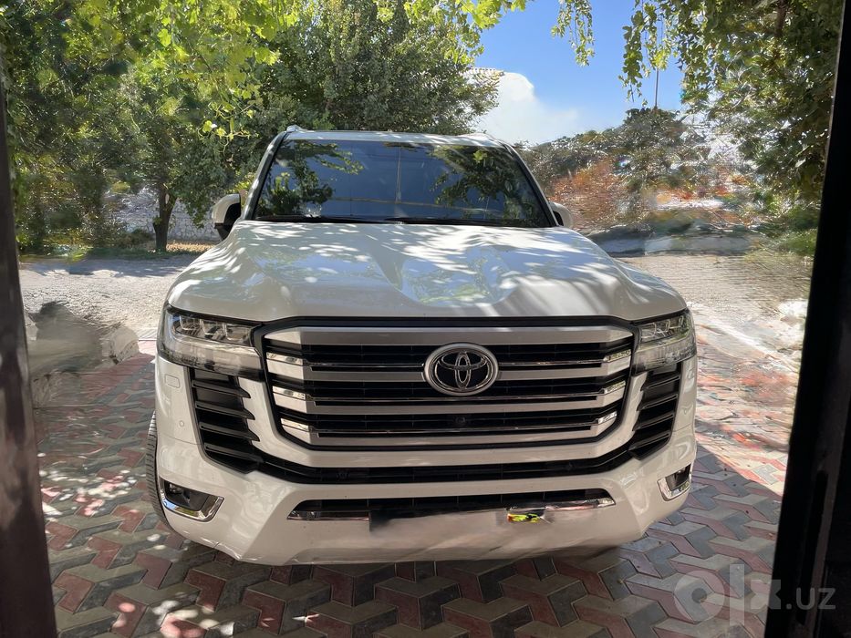 Land Cruiser 300
