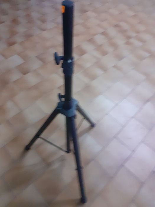 Стойка за тонколона,нова!