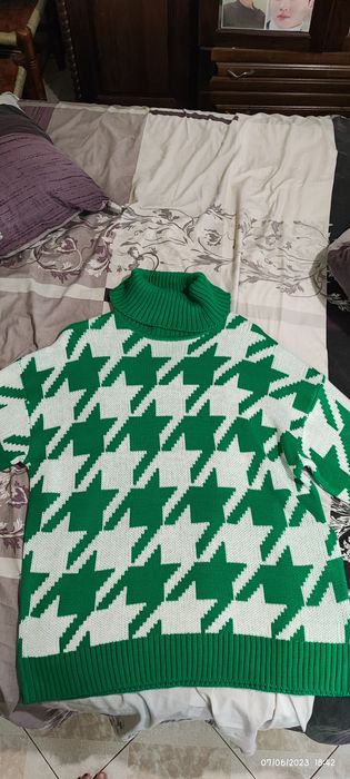 Зелен дамски пуловер