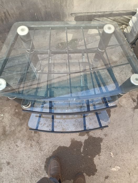 Продам тумбу для телевизора