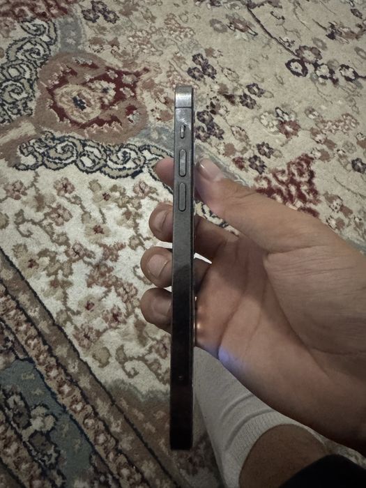 Iphone 12 pro  сатылады