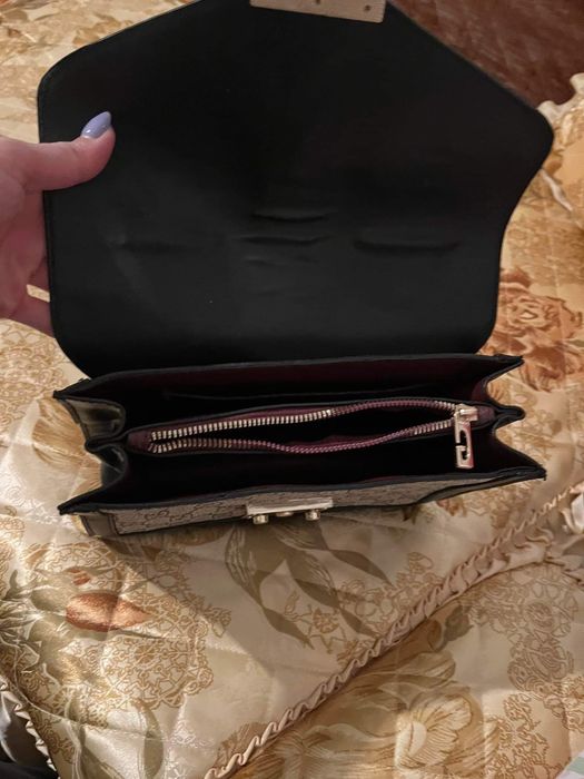 Чанта Gucci използвана много малко
