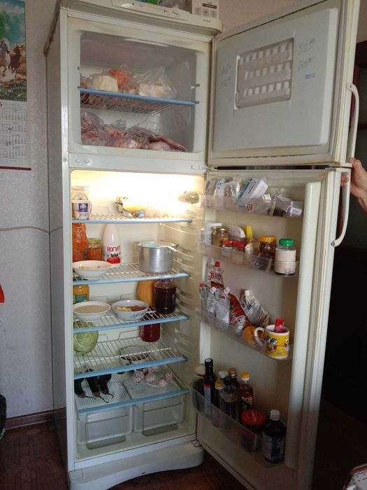 Продам б/у холодильник