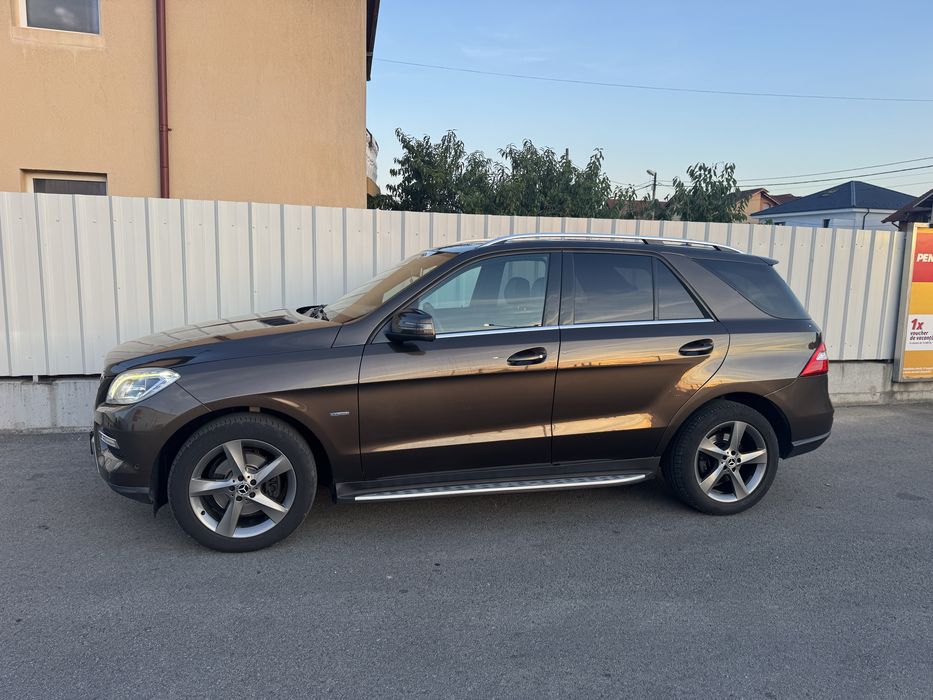 Mercedes ML350 4MATIC 3.0d 258cp Suspensie Aer Fiscal pe loc variante cu auto mai ieftin