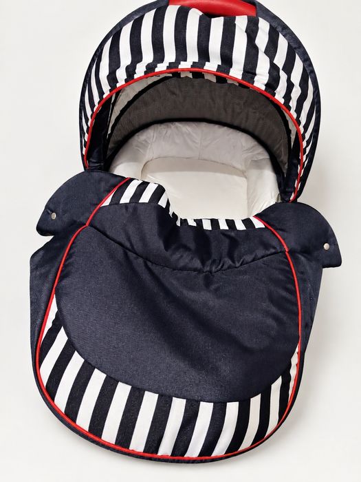 Бебешка количка VOGUE BLUE MARINE - NIO