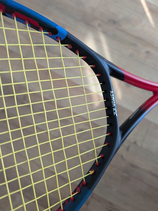 Yonex VCore 100 300 Gr L2 ca nou